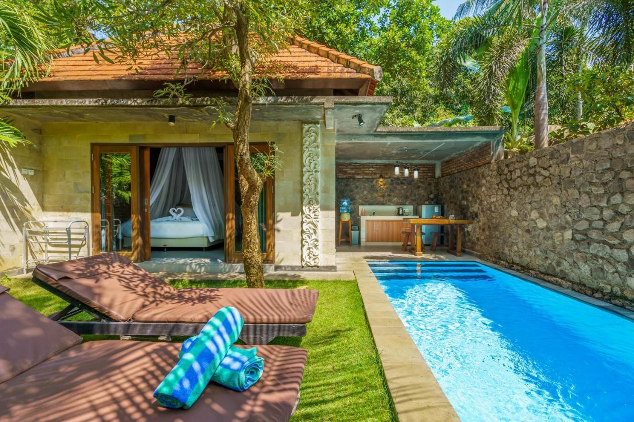 Coco Garden Pool Villas Кубутамбахан Экстерьер фото